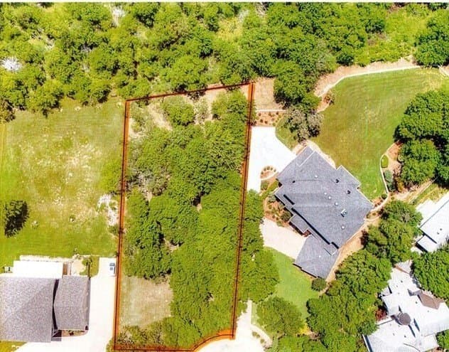 0.5 acres in Dallas County