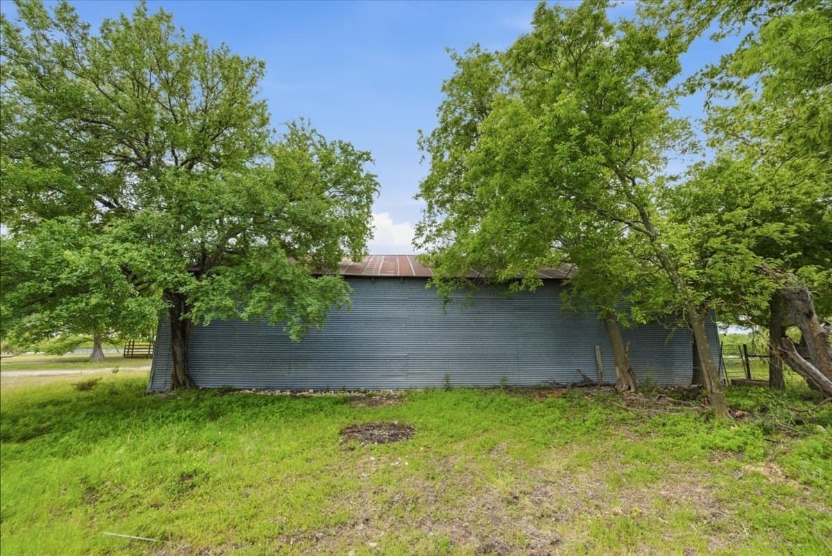 35.78 acres in Bosque County - photo 9