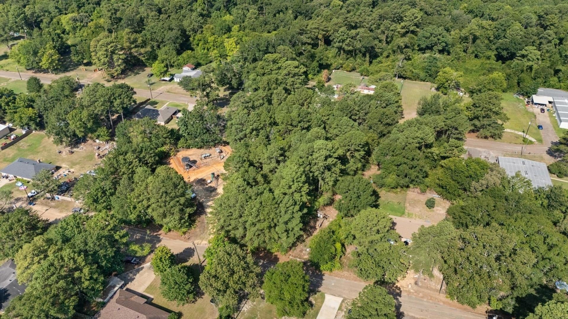 0.5 acres in Gregg County - photo 4
