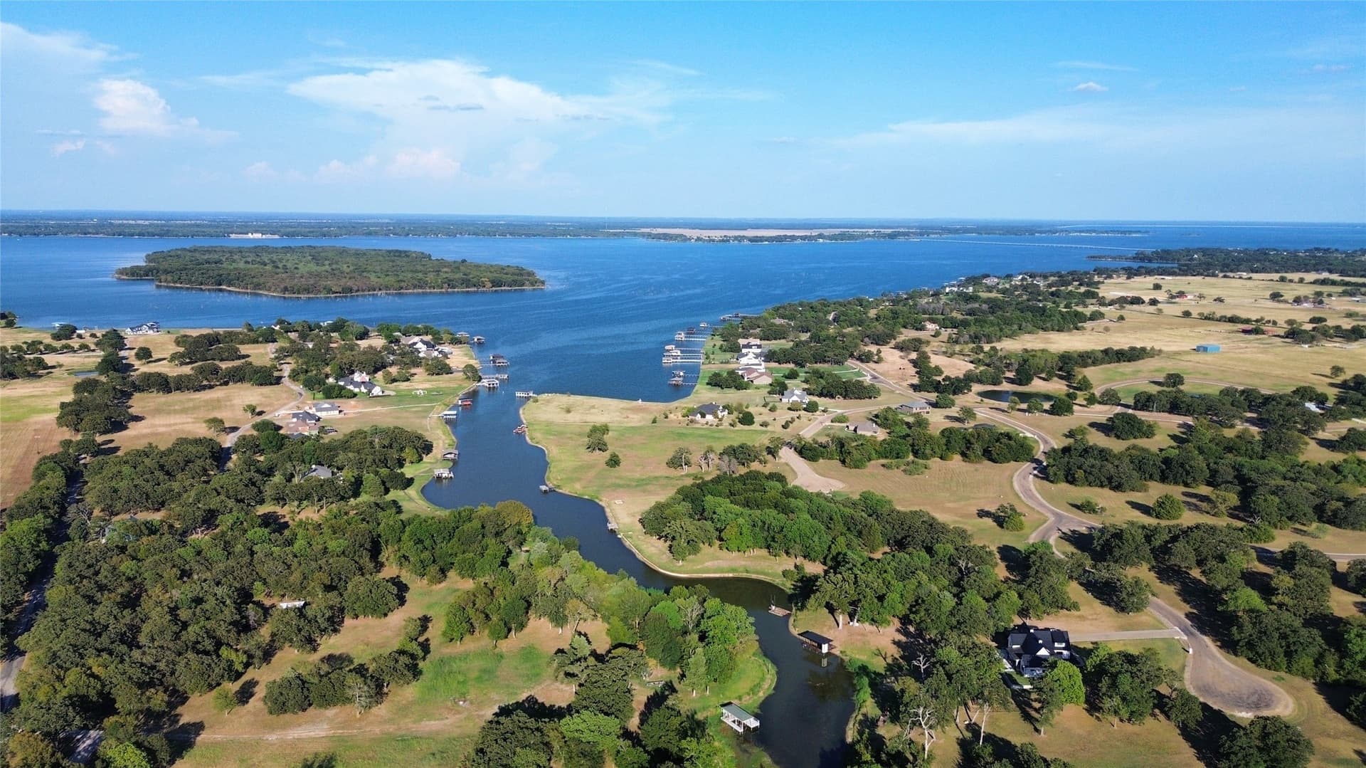 1.8 acres in Navarro County - photo 32