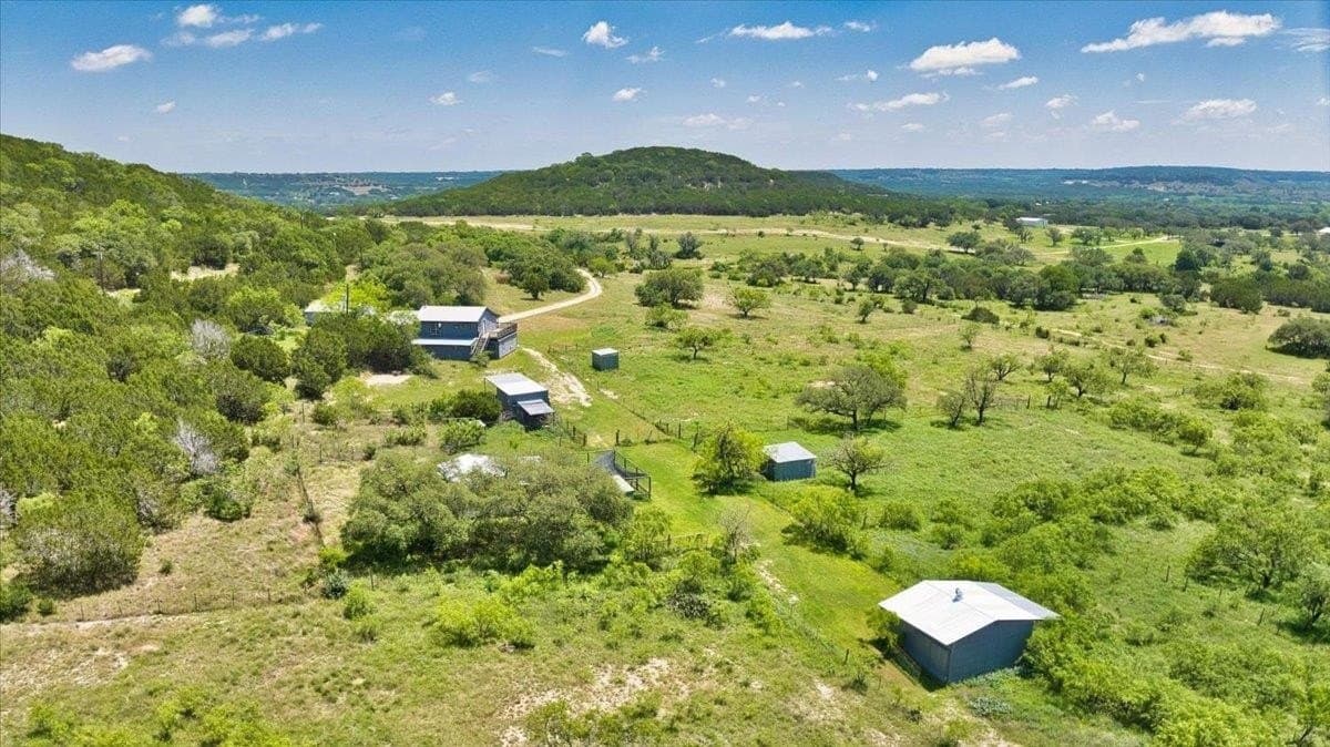 25.76 acres in Burnet County