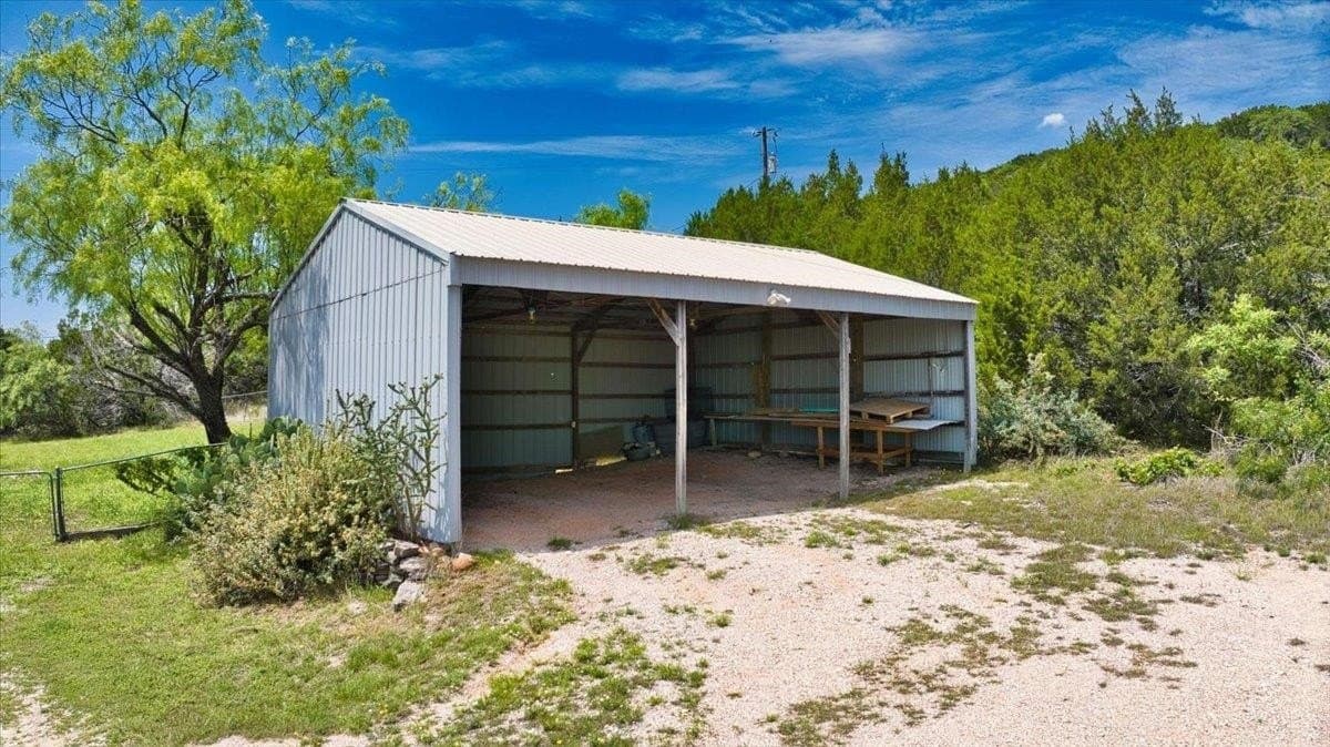 25.76 acres in Burnet County - photo 14