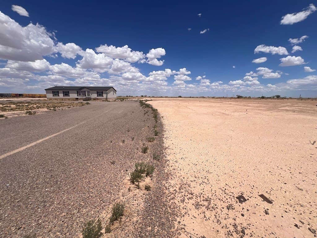 21.93 acres in Reeves County gallery image 4