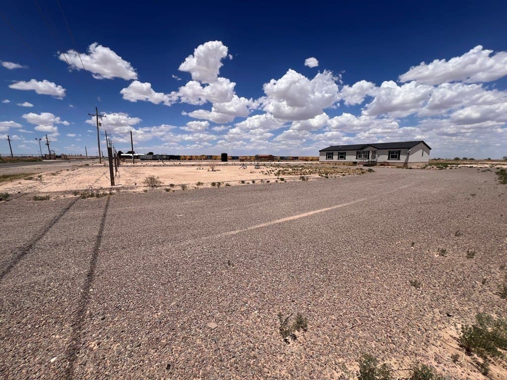 21.93 acres in Reeves County featured view