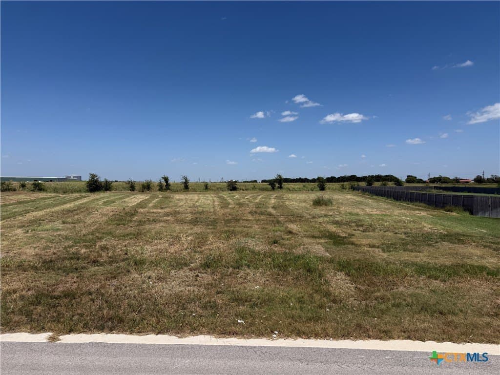 1.01 acres in Bell County - photo 4