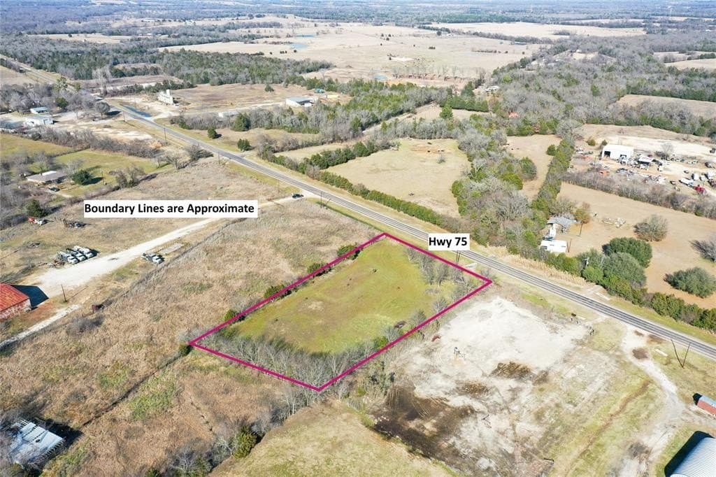 1.5 acres in Freestone County featured view