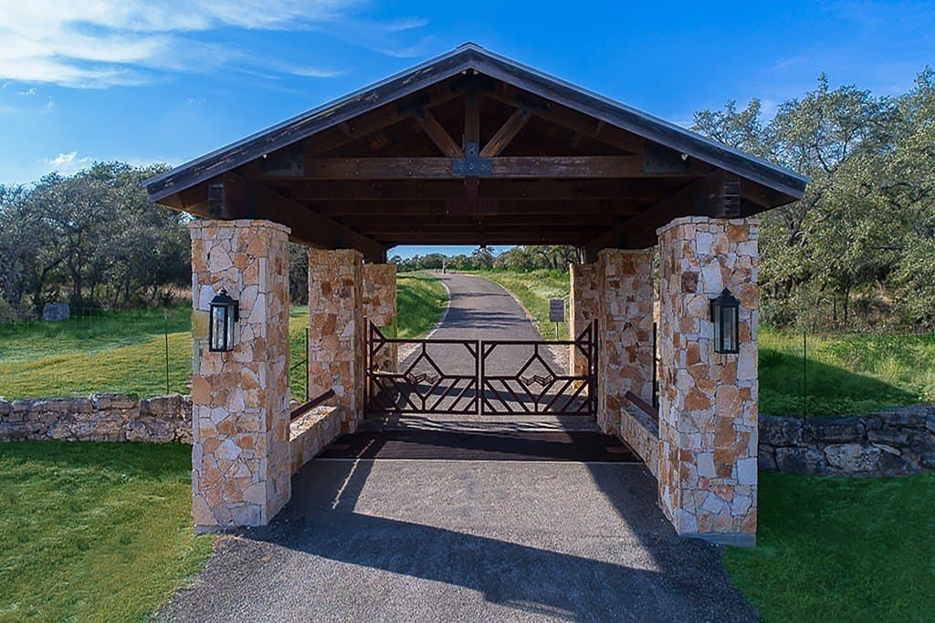 21 acres in Blanco County - photo 36