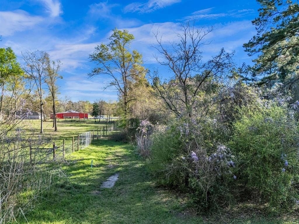 0.65 acres in Smith County gallery image 2