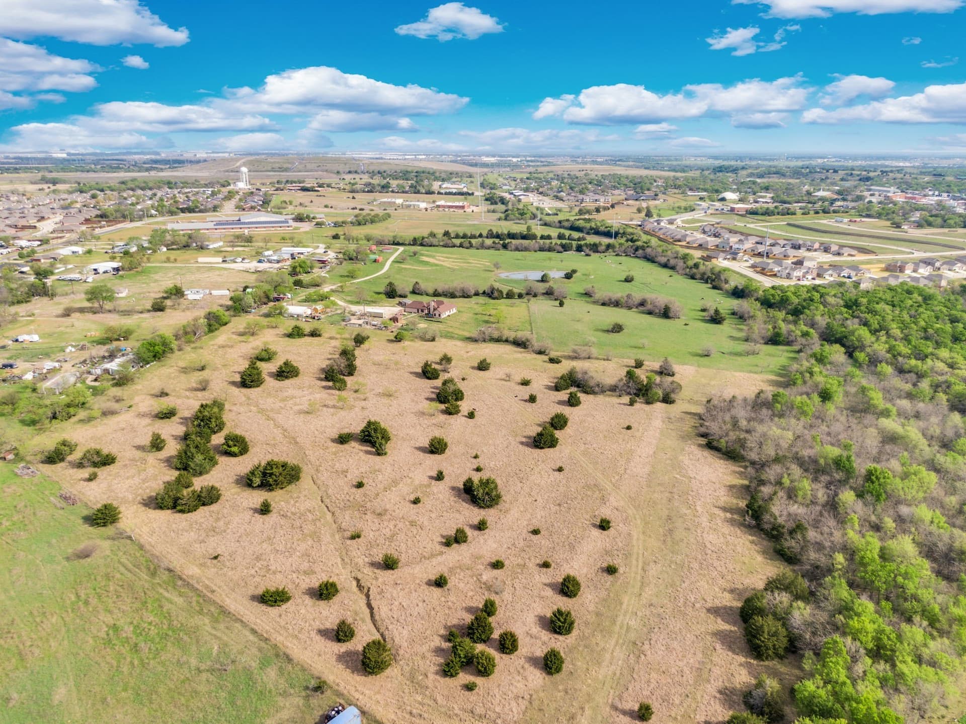 21.86 acres in Ellis County - photo 34