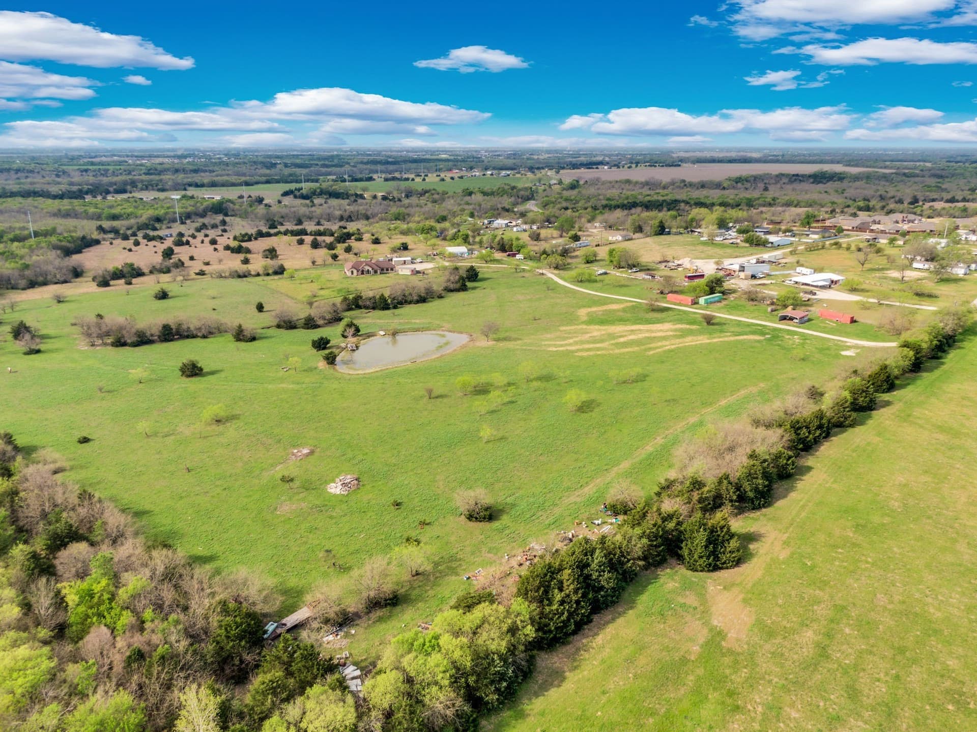 21.86 acres in Ellis County - photo 31