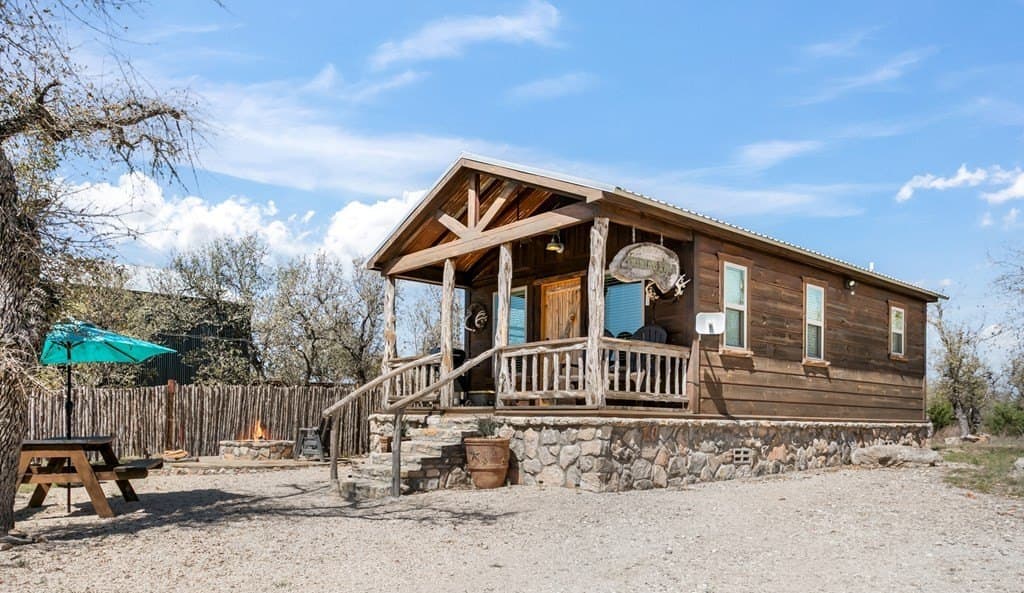 10.2 acres in Gillespie County gallery image 3