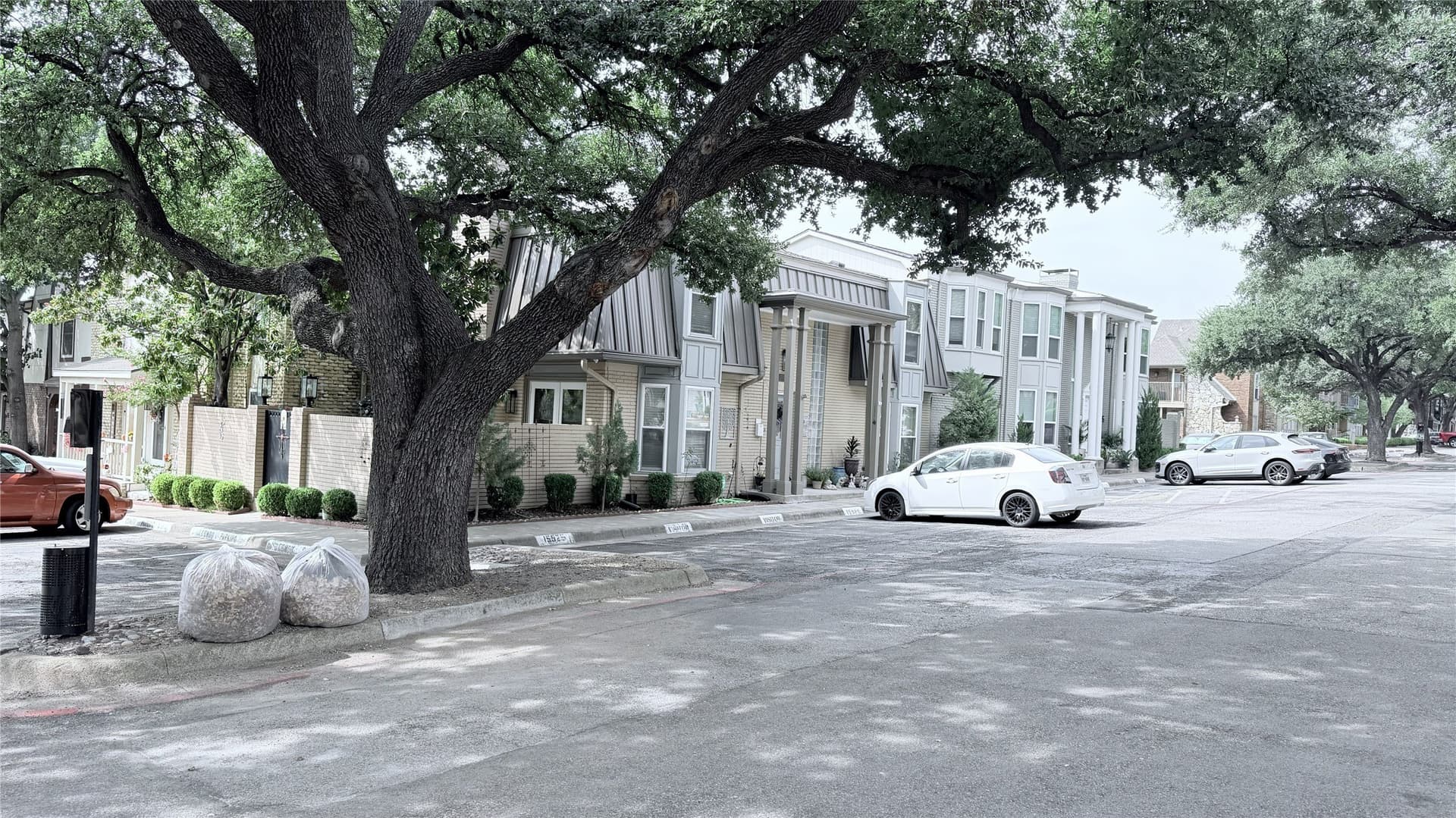 11.05 acres in Dallas County
