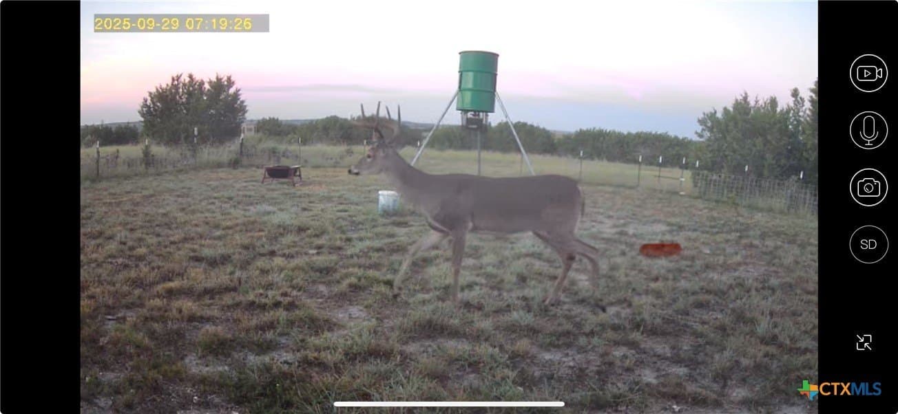 20 acres in Lampasas County