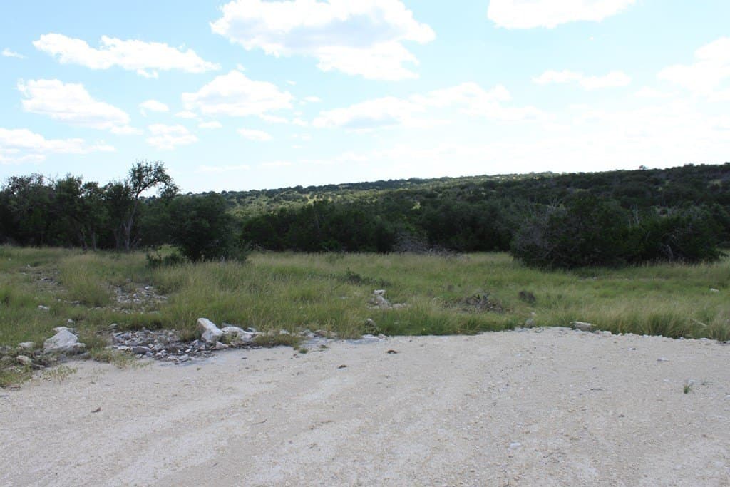 60 acres in Edwards County - photo 6