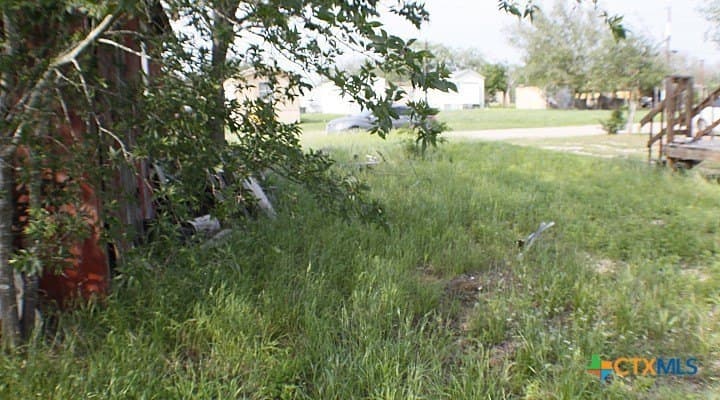 0.19 acres in Gonzales County - photo 6