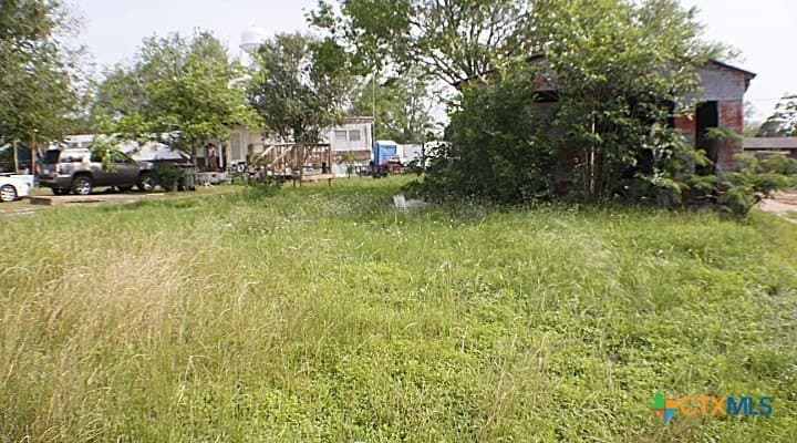 0.19 acres in Gonzales County - photo 7