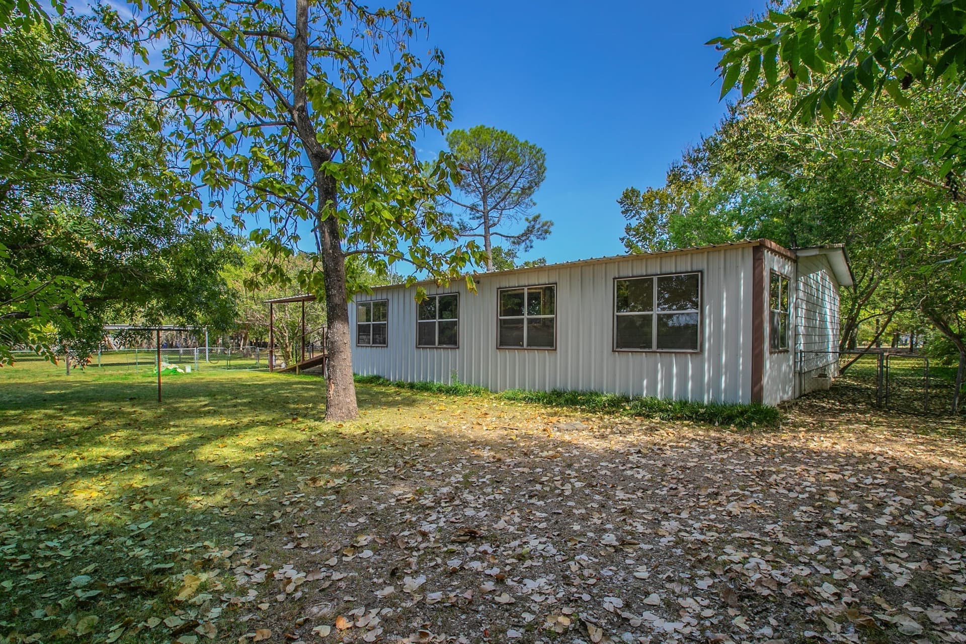 21.86 acres in McLennan County - photo 24