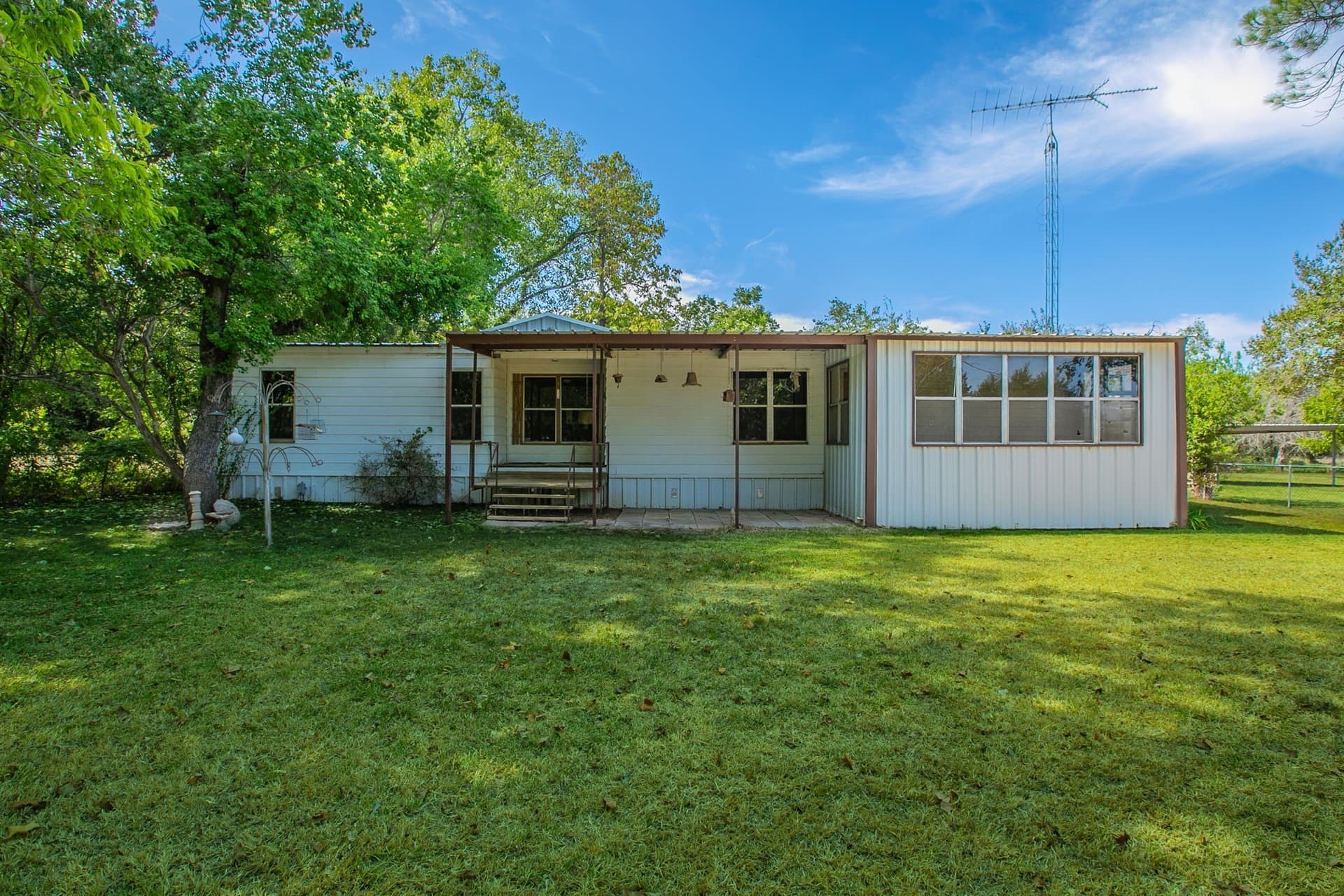 21.86 acres in McLennan County