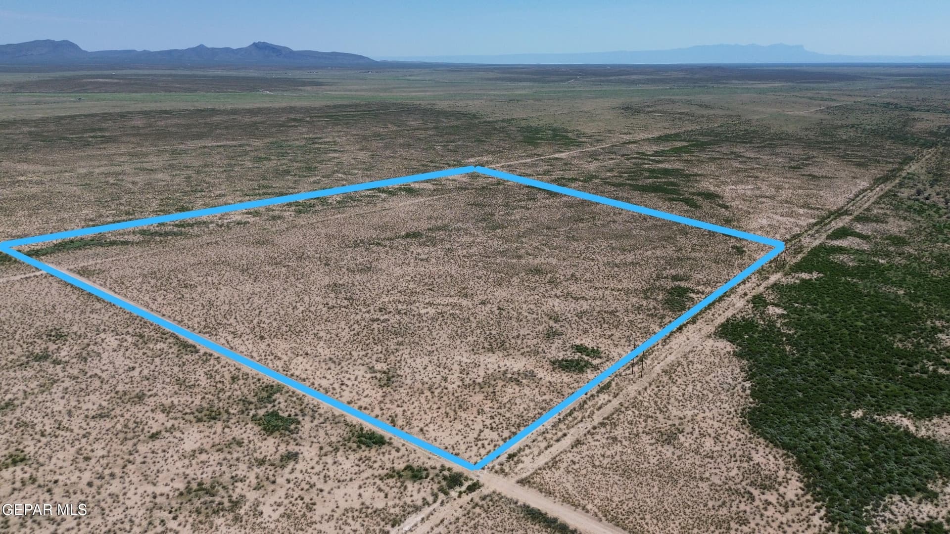 32 acres in Hudspeth County gallery image 3