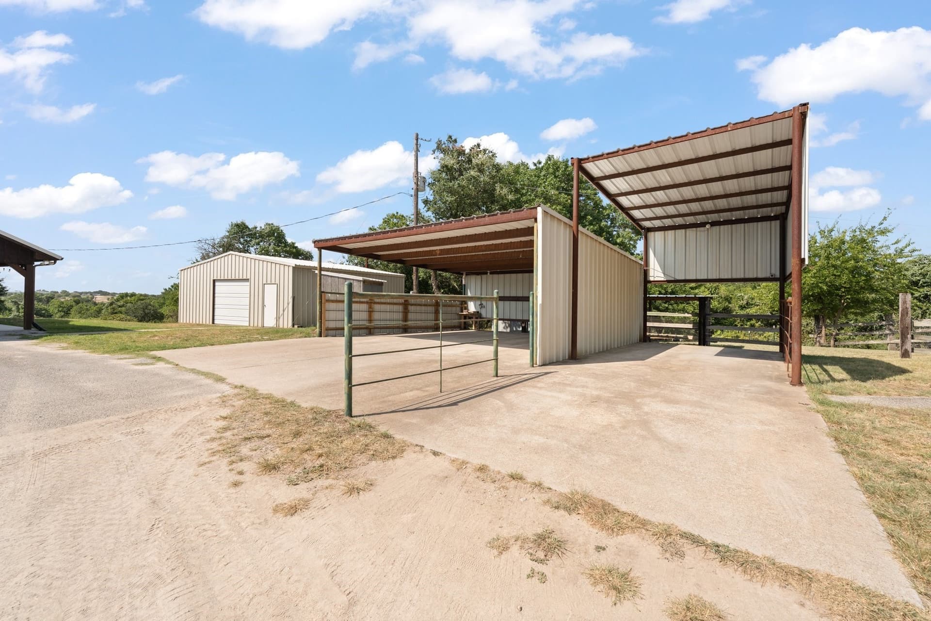17.18 acres in Parker County gallery image 3