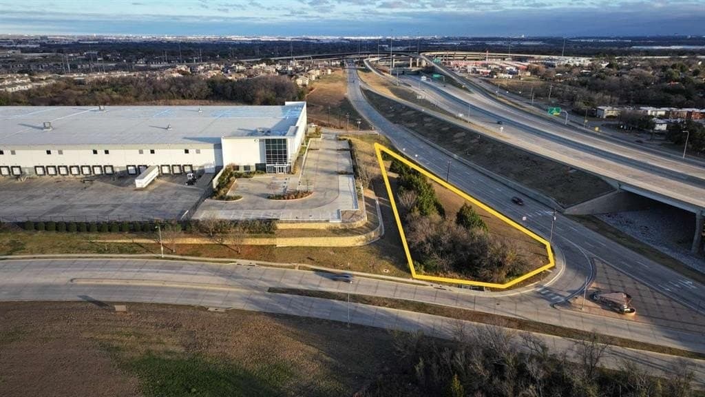 0.84 acres in Dallas County gallery image 4