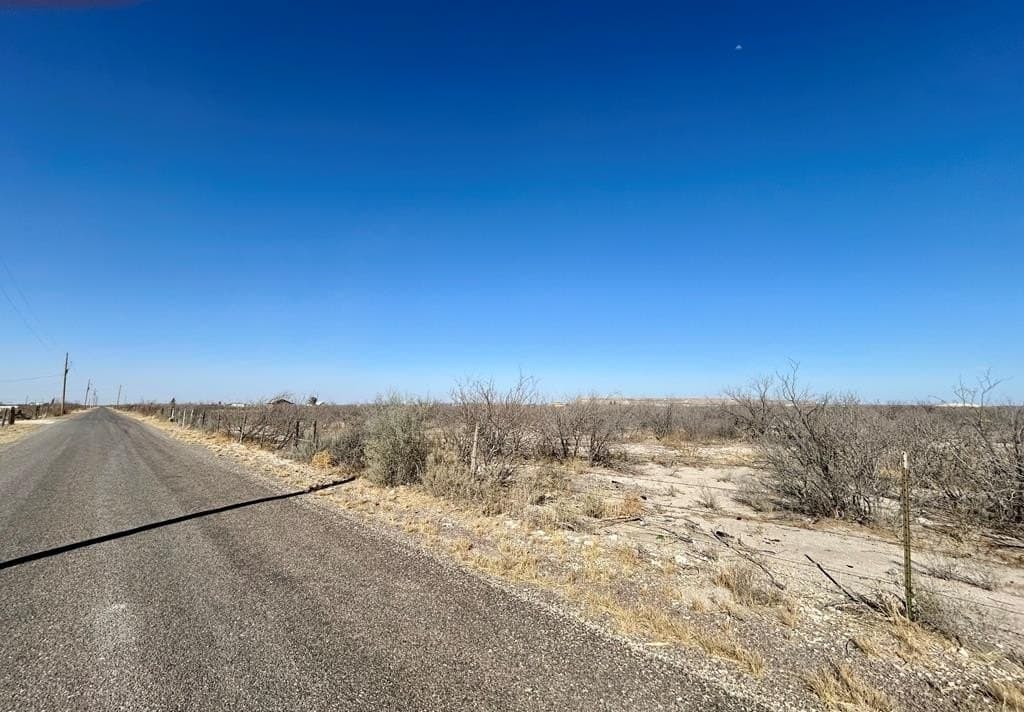 11.5 acres in Pecos County