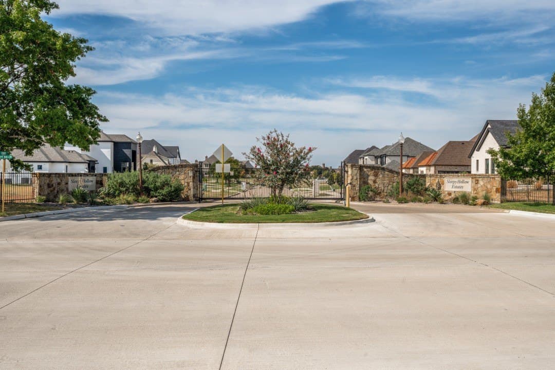 0.79 acres in Ellis County