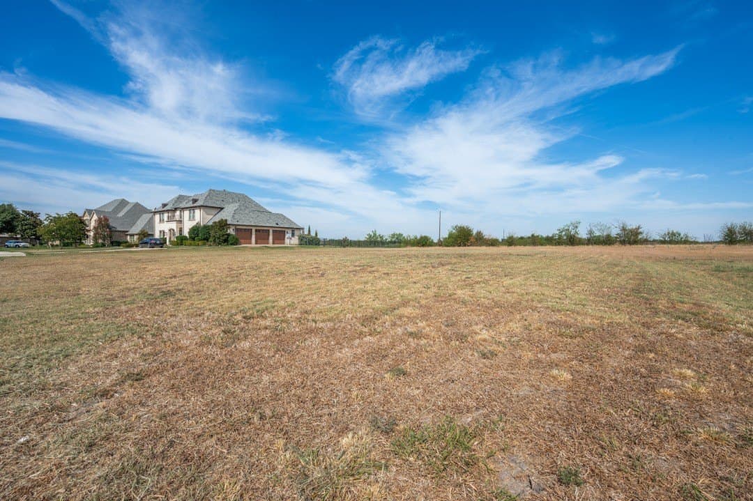 0.79 acres in Ellis County - photo 2