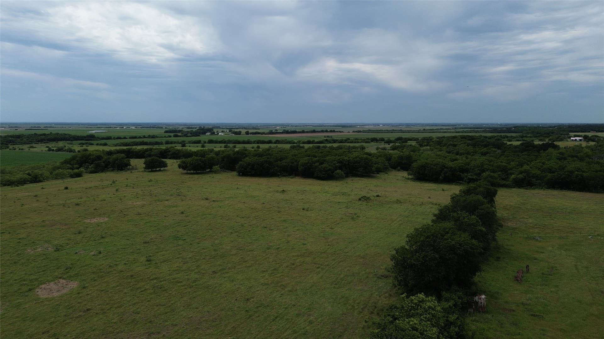 202.36 acres in Hill County - photo 4