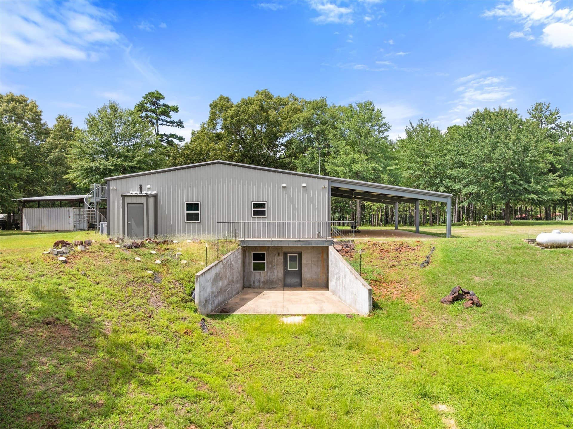 20.8 acres in Smith County - photo 4