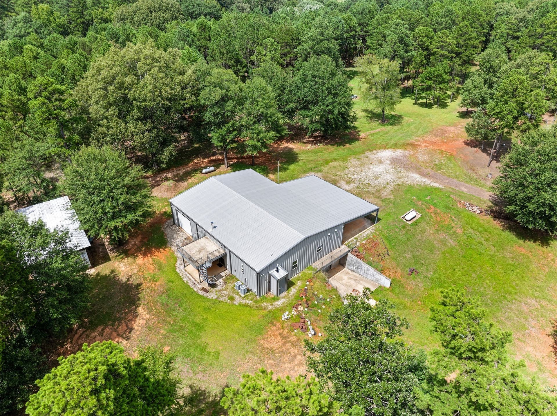 20.8 acres in Smith County - photo 2