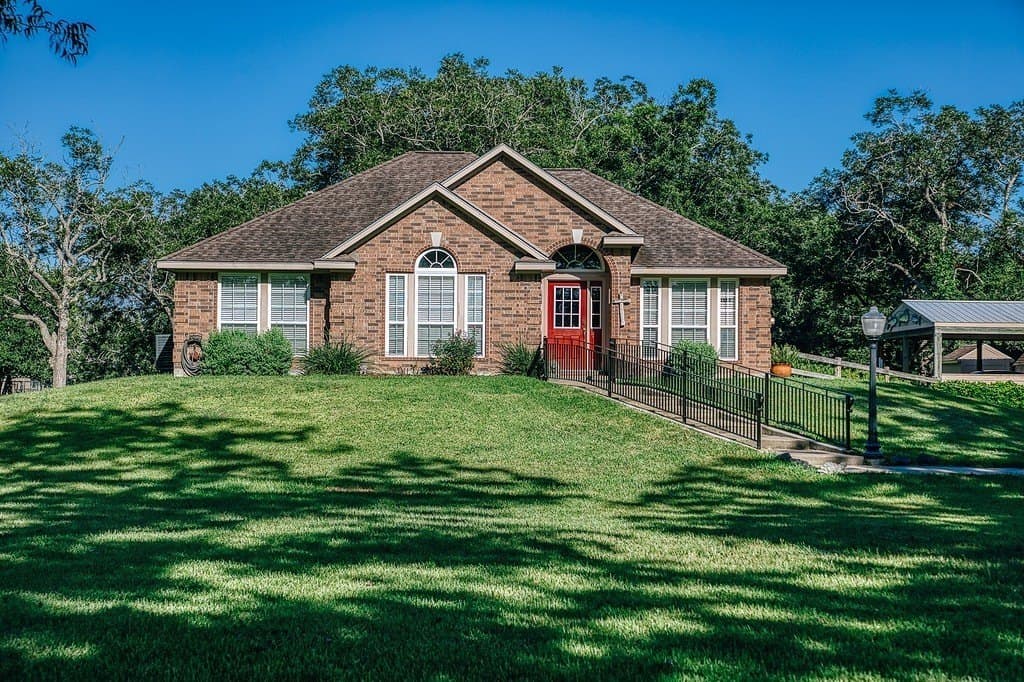 2.23 acres in Wharton County - photo 2