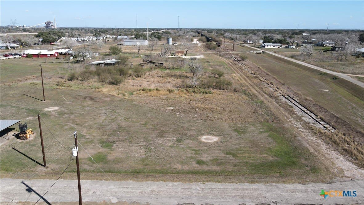 1.11 acres in Goliad County gallery image 2
