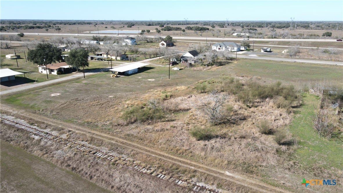 1.11 acres in Goliad County - photo 6