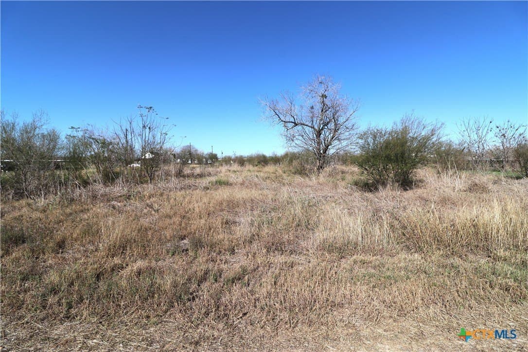 1.11 acres in Goliad County - photo 18