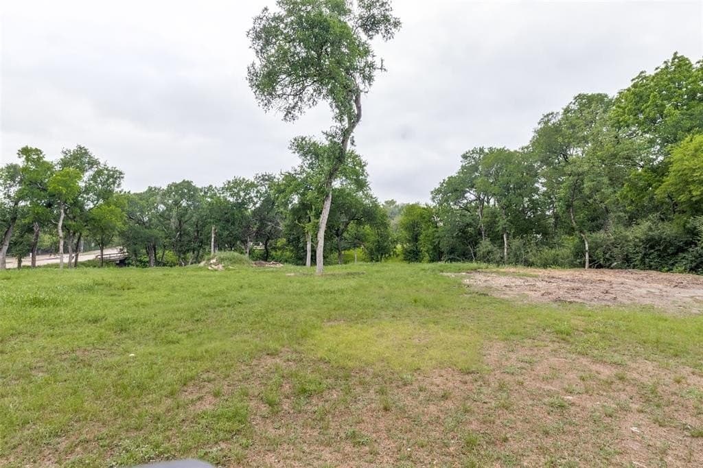 1.47 acres in Dallas County gallery image 3
