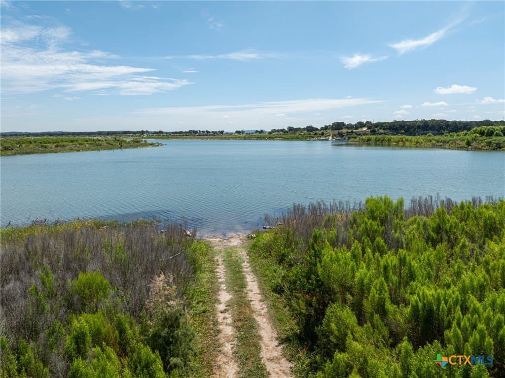 4.2 acres in Comal County - photo 18