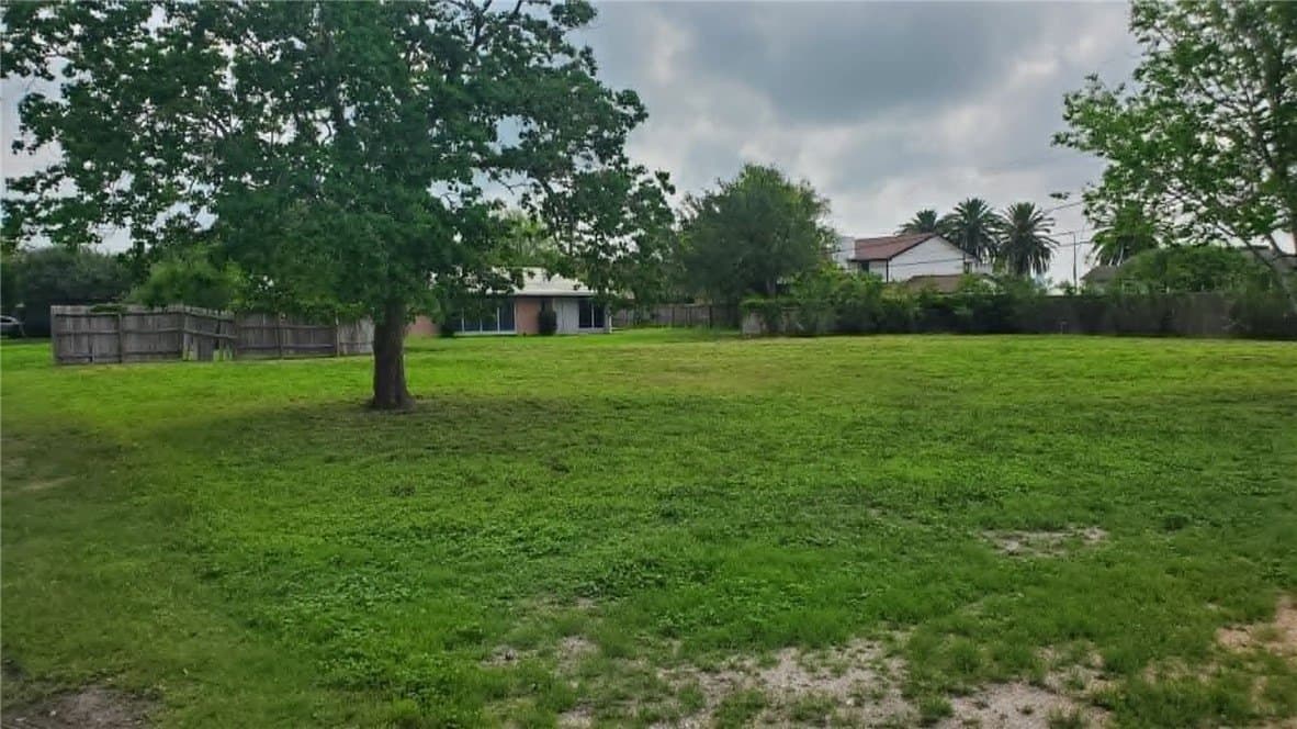 0.34 acres in Nueces County