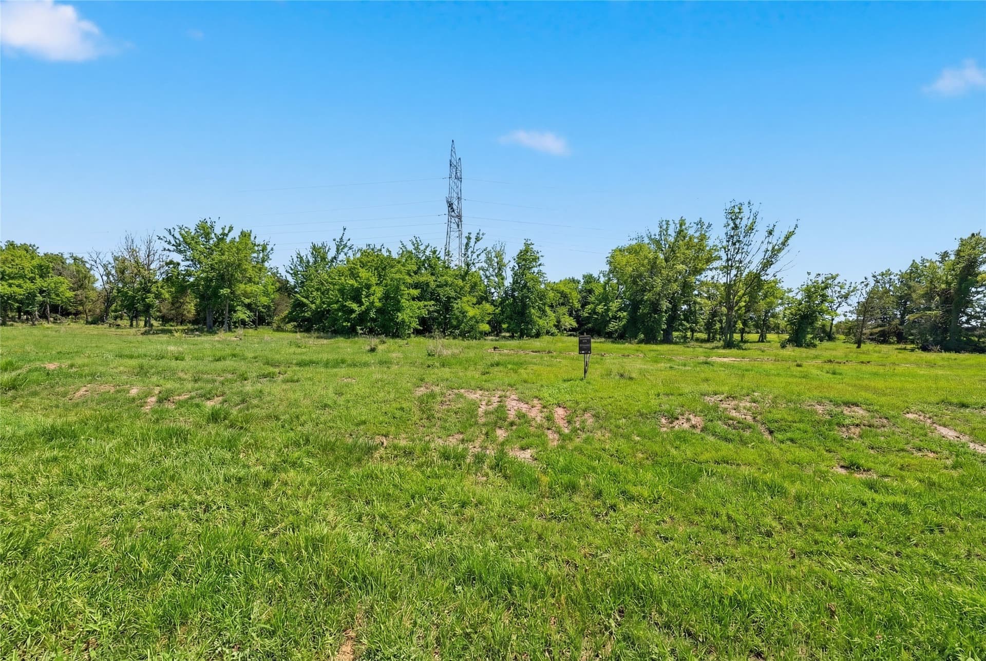 1 acres in Denton County gallery image 4