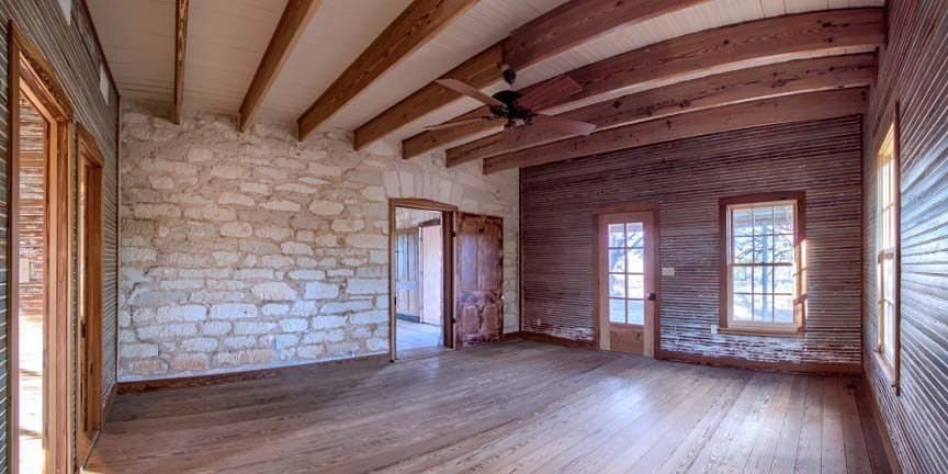 115.92 acres in Gillespie County - photo 9