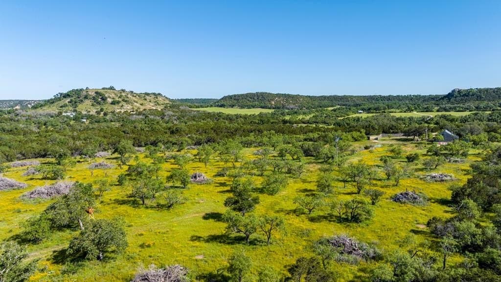 115.92 acres in Gillespie County - photo 21