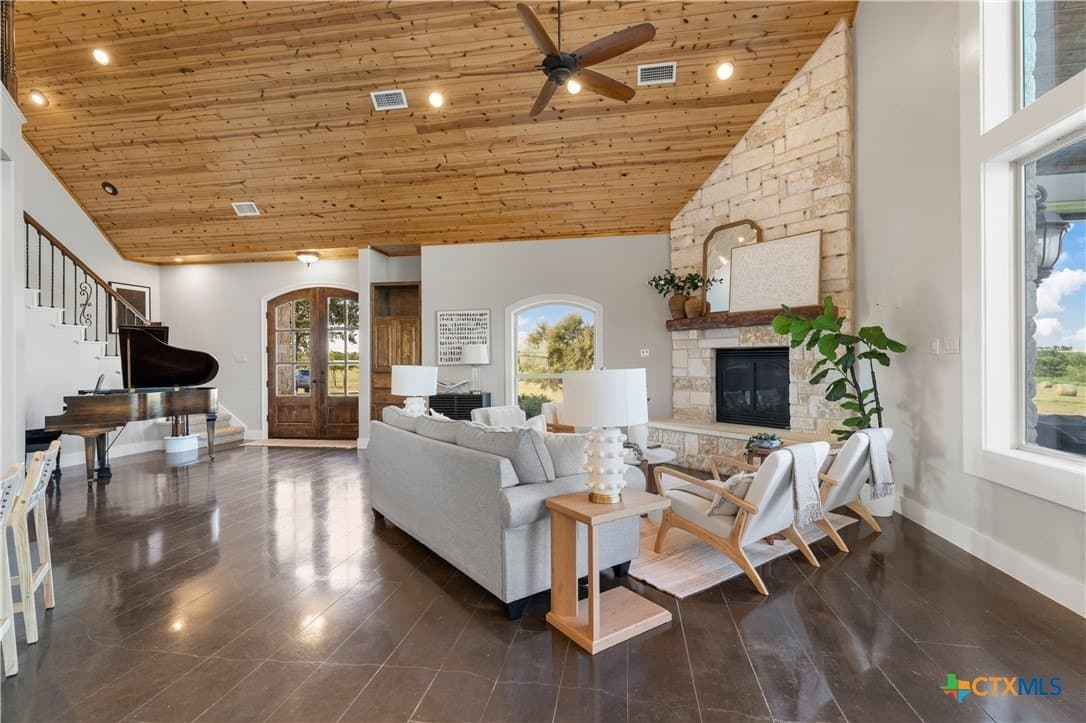 27.9 acres in Bell County featured view