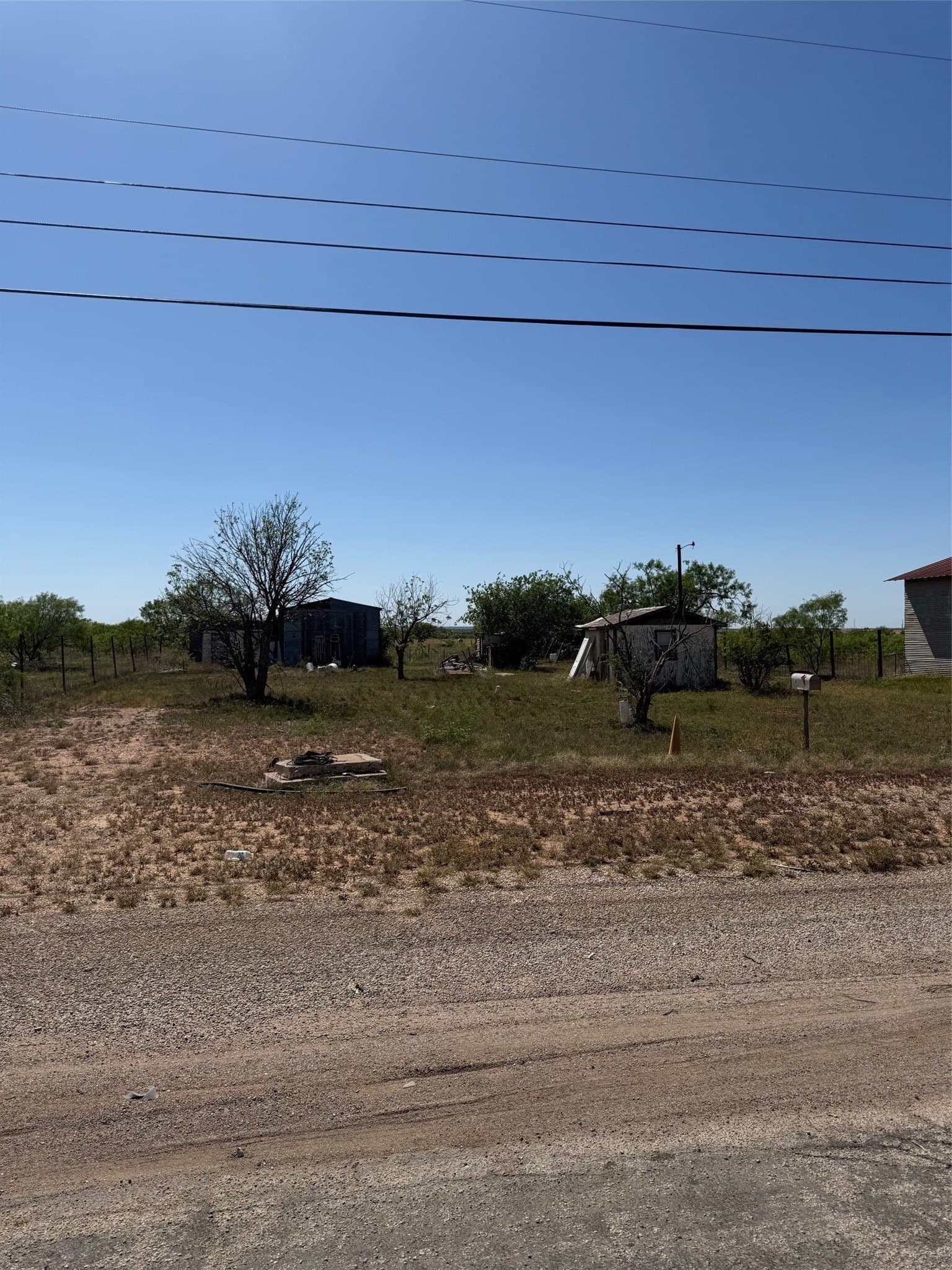 1 acres in Jones County gallery image 2