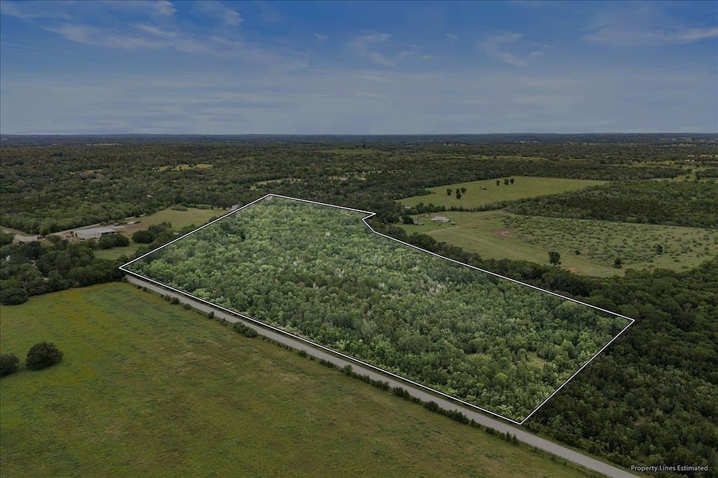 25 acres in Fayette County gallery image 2