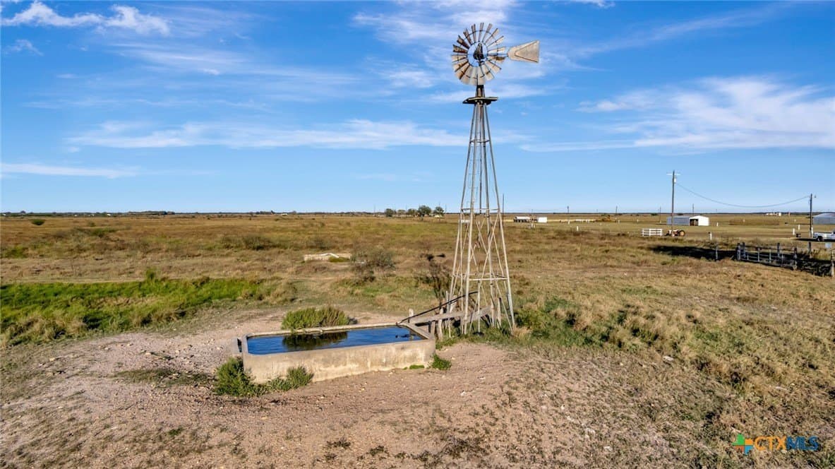 10.32 acres in Victoria County gallery image 4