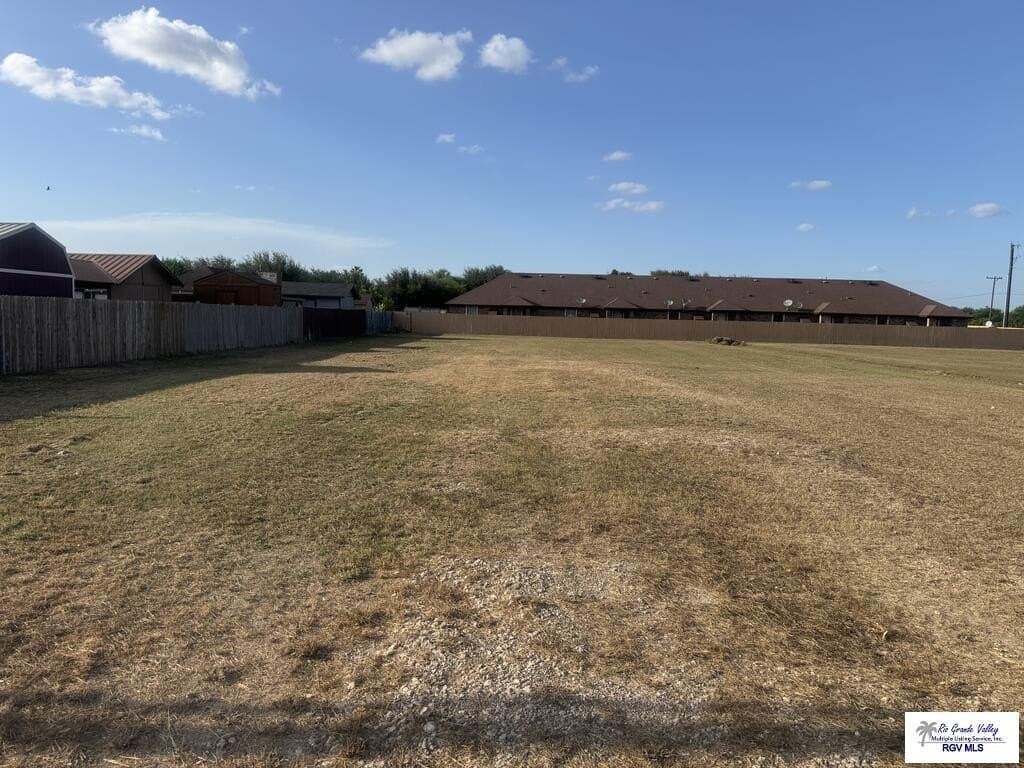 0.45 acres in HIDALGO County - photo 4