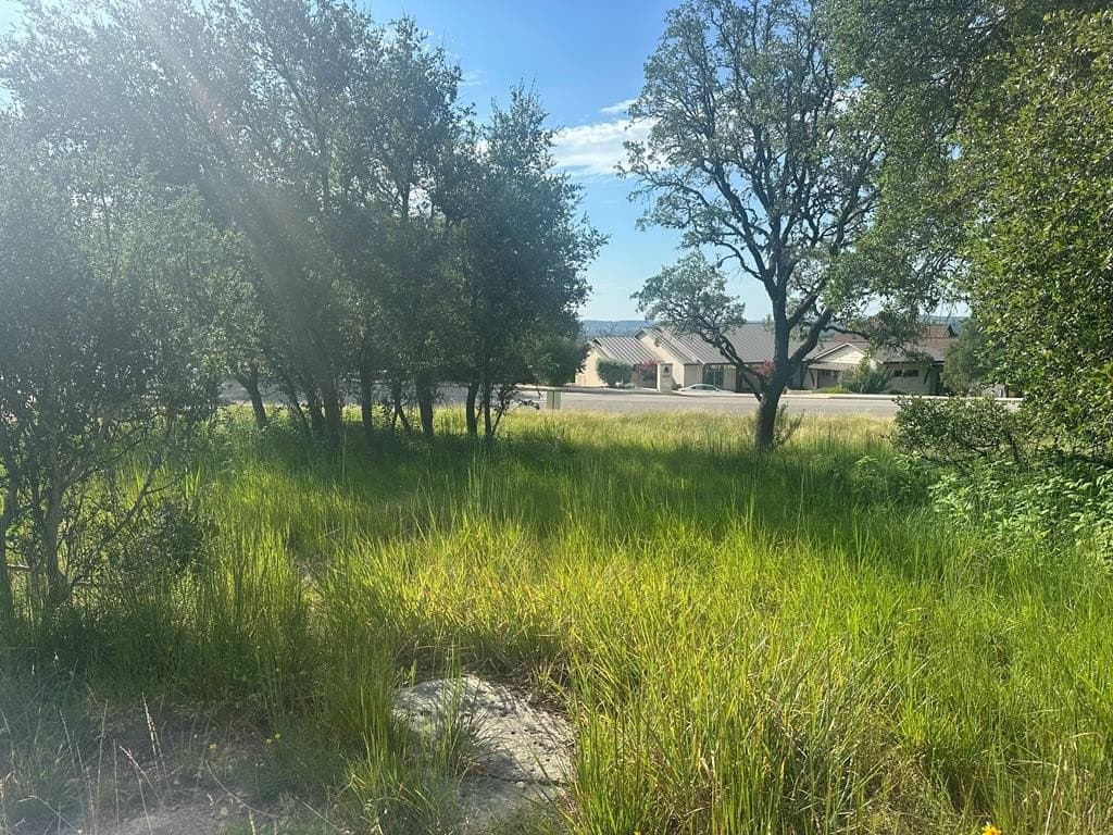 0.55 acres in Kerr County gallery image 4