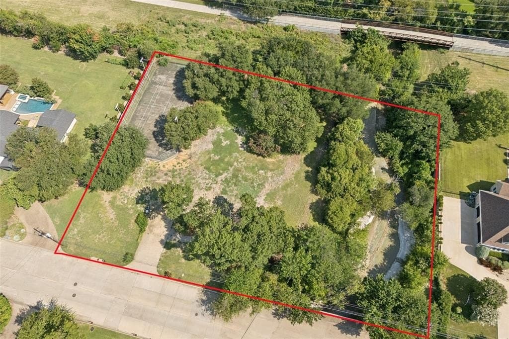 1.16 acres in Dallas County gallery image 2
