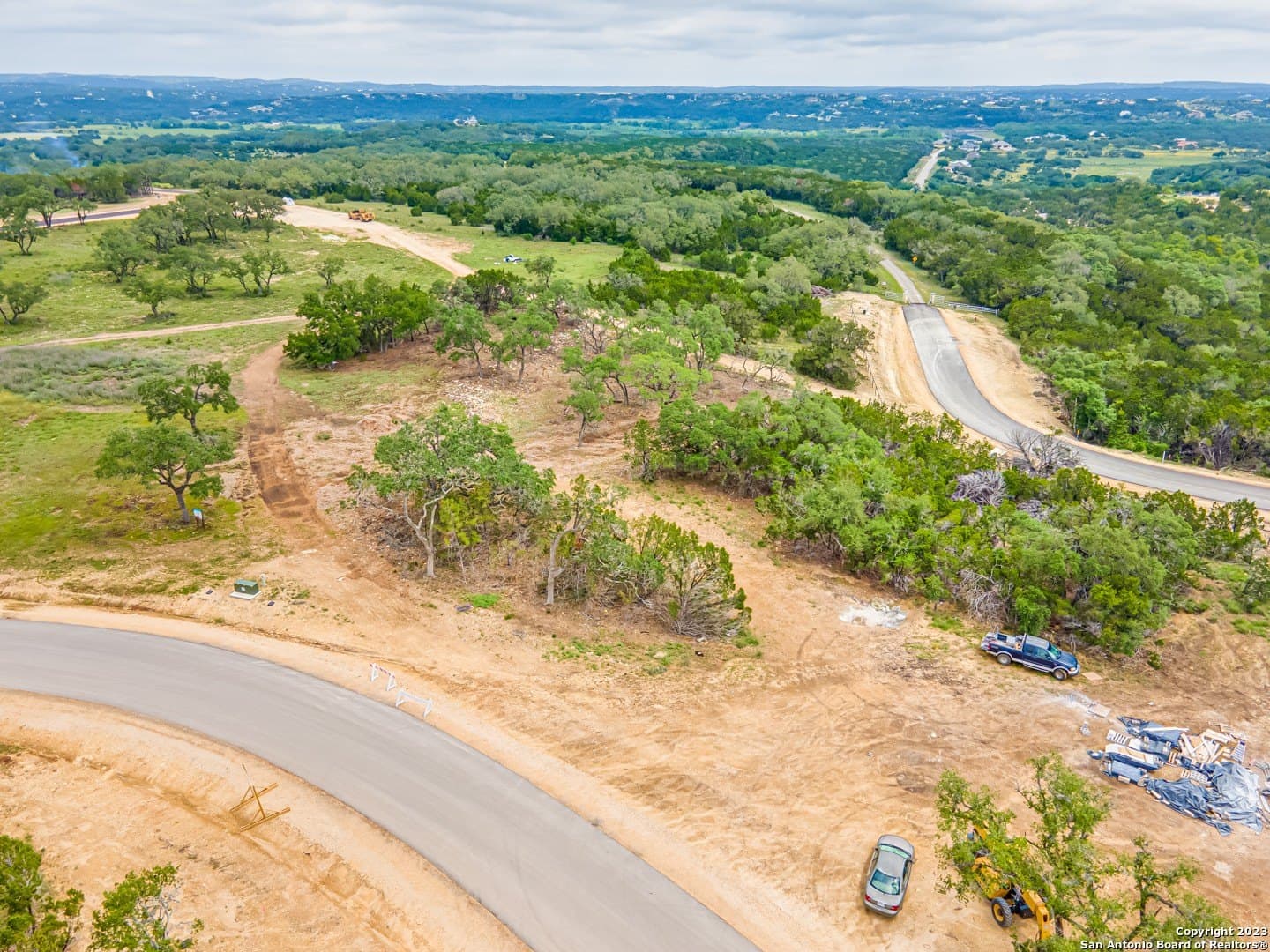 1.01 acres in Comal County gallery image 4