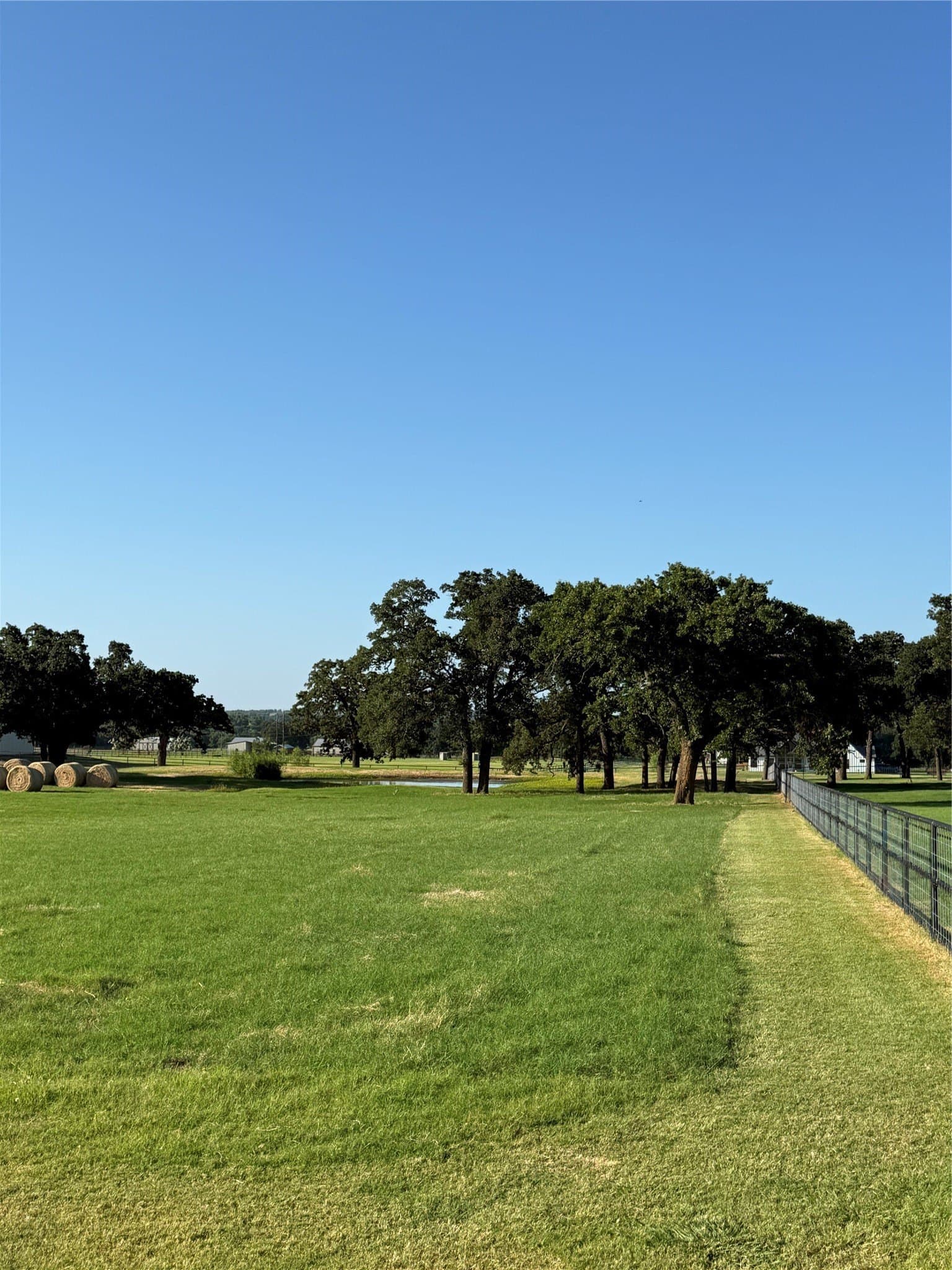 3.85 acres in Parker County gallery image 2